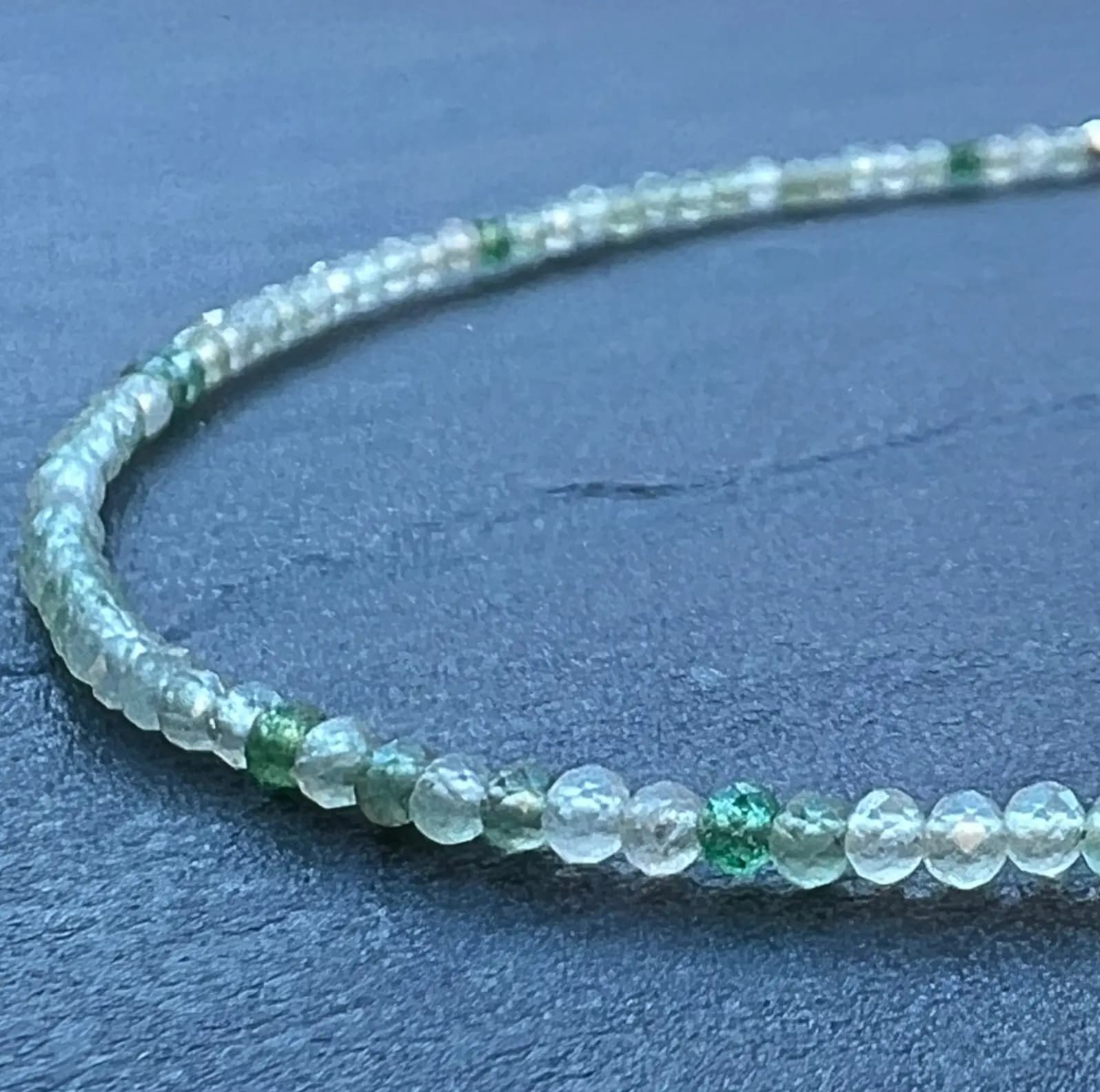 LIGHT GREEN EMERALD ANKLET