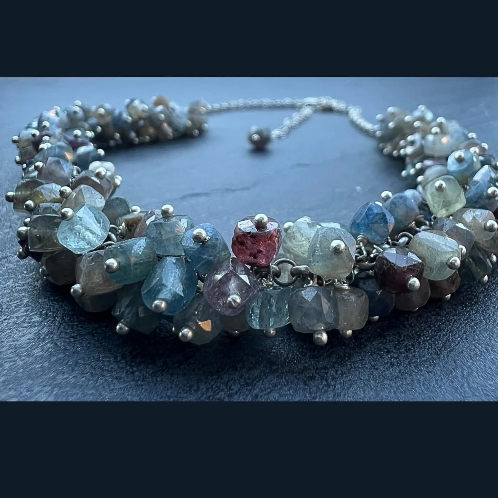 SAPPHIRE DANGLE NECKLACE