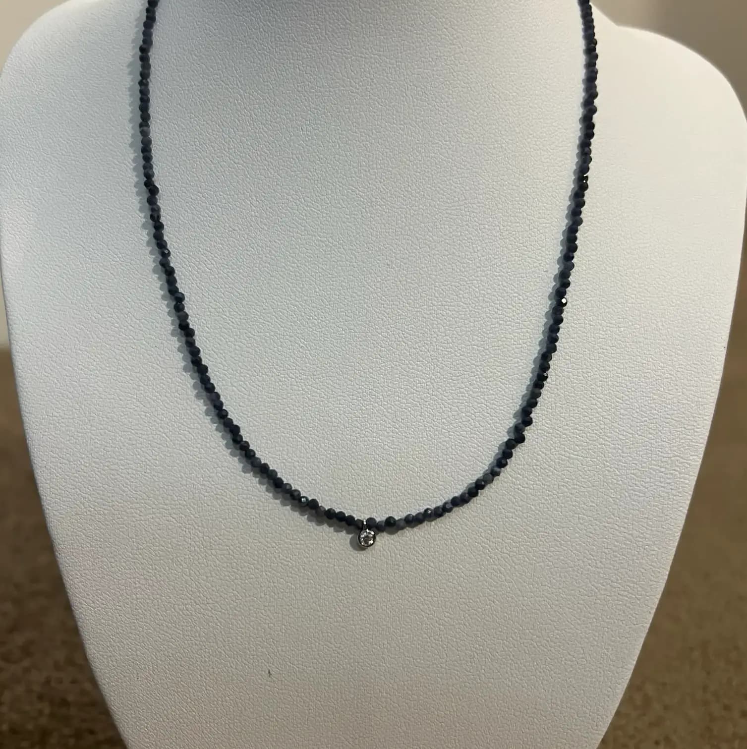 SAPPHIRE AND DIAMOND NECKLACE